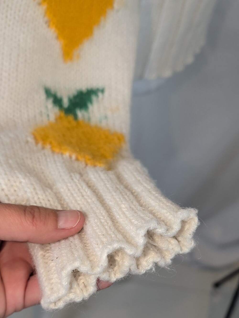 EUC Daisy Street White Lemon Knit Crop Sweater M - Picture 8 of 13